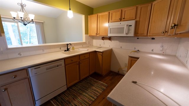 9084 Colony Park Drive, Ypsilanti, MI 48197