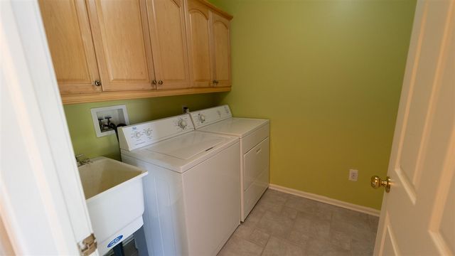 9084 Colony Park Drive, Ypsilanti, MI 48197