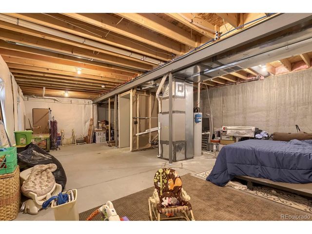 6977 Isabell Ln A, Arvada, CO 80007