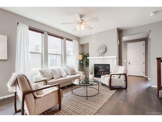 6977 Isabell Ln A, Arvada, CO 80007