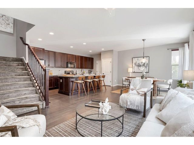 6977 Isabell Ln A, Arvada, CO 80007