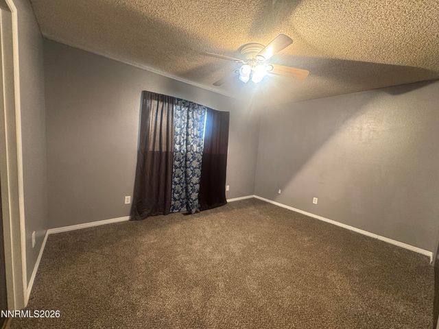 1020 Gary Lane, Fallon, NV 89406