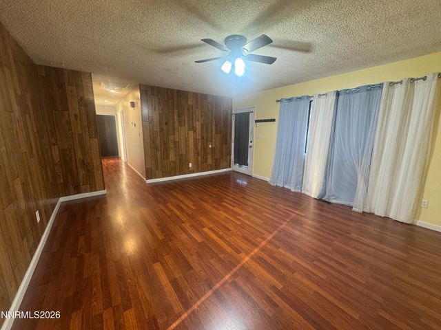 1020 Gary Lane, Fallon, NV 89406