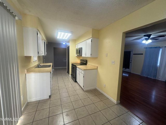 1020 Gary Lane, Fallon, NV 89406