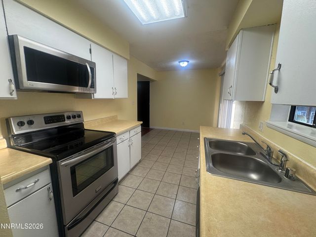 1020 Gary Lane, Fallon, NV 89406