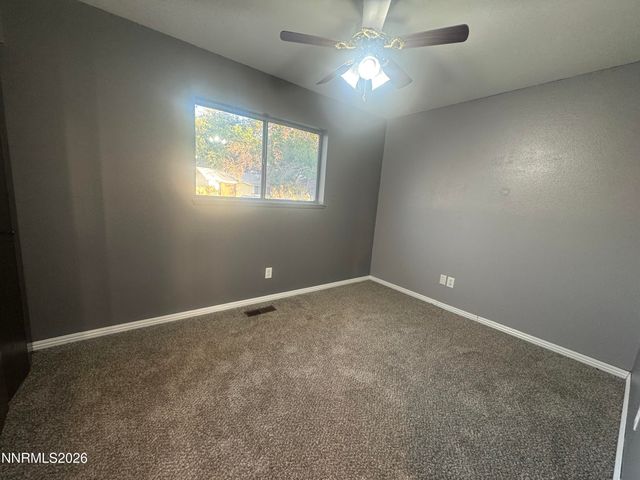 1020 Gary Lane, Fallon, NV 89406