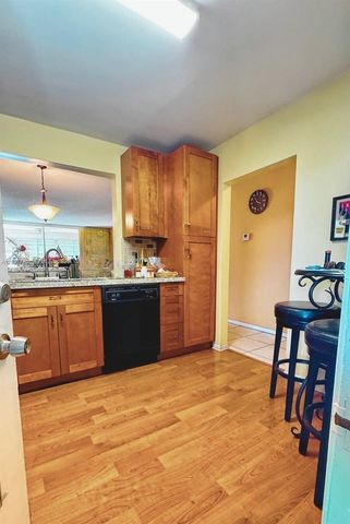 1024 SE 3rd Avenue 304, Dania Beach, FL 33004