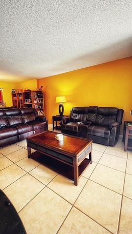 1024 SE 3rd Avenue 304, Dania Beach, FL 33004