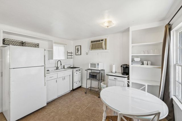 16838 RM 2241, Tow, TX 78672