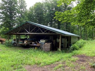 60 Ridgeway Sites Avenue, Minetto, NY 13115