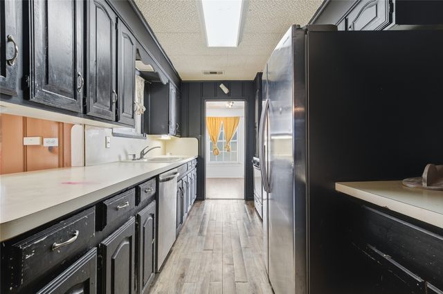 1109 E Mclennan Avenue, Mart, TX 76664