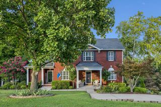 508 Spinnaker Ct, Smyrna, TN 37167