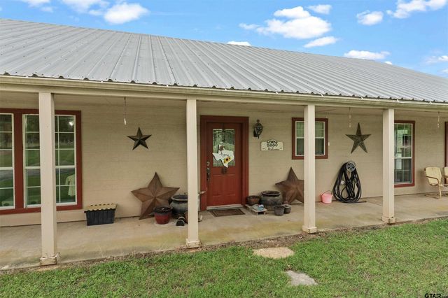 8550 New Hope Rd., Gilmer, TX 75645