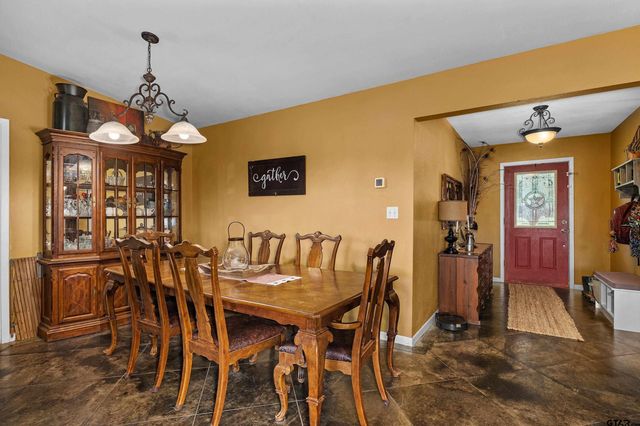 8550 New Hope Rd., Gilmer, TX 75645