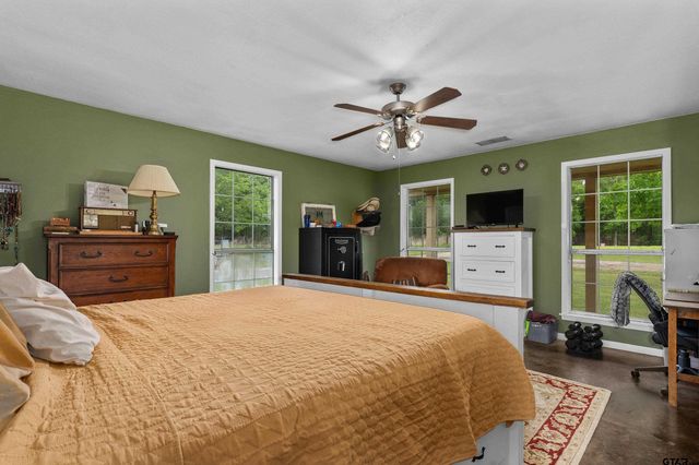 8550 New Hope Rd., Gilmer, TX 75645