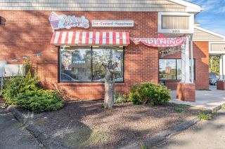 1055 Huntington Turnpike, Bridgeport, CT 06610