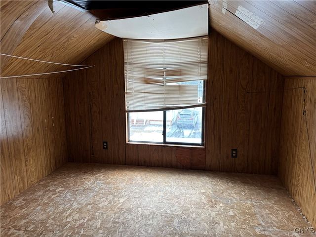 1305 Oak Street, Utica, NY 13052