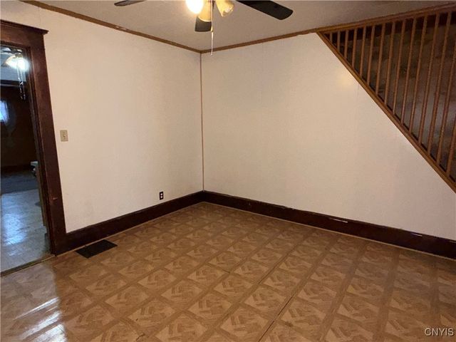 1305 Oak Street, Utica, NY 13052