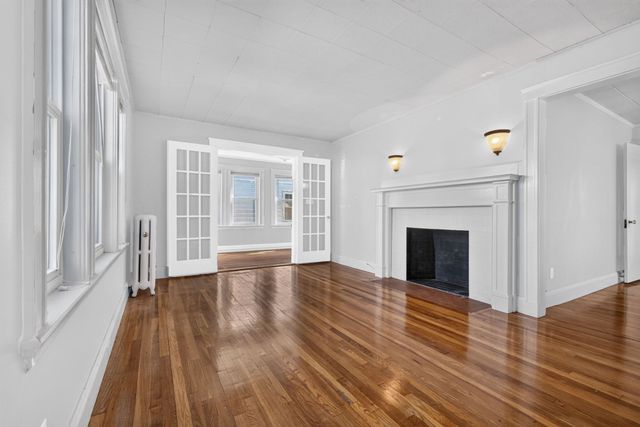 99 Russel 1, Quincy, MA 02171