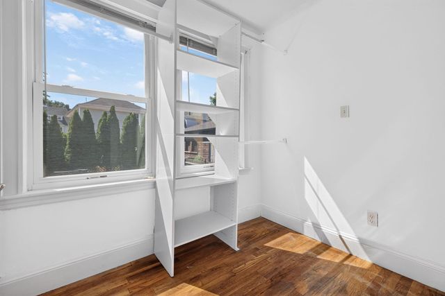 99 Russel 1, Quincy, MA 02171