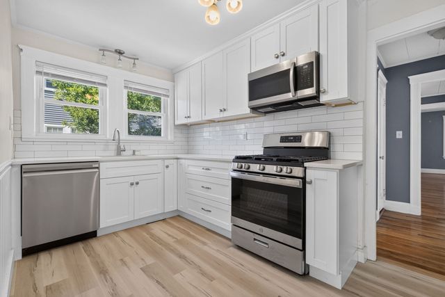 99 Russel 1, Quincy, MA 02171