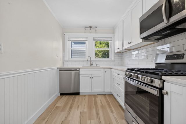 99 Russel 1, Quincy, MA 02171