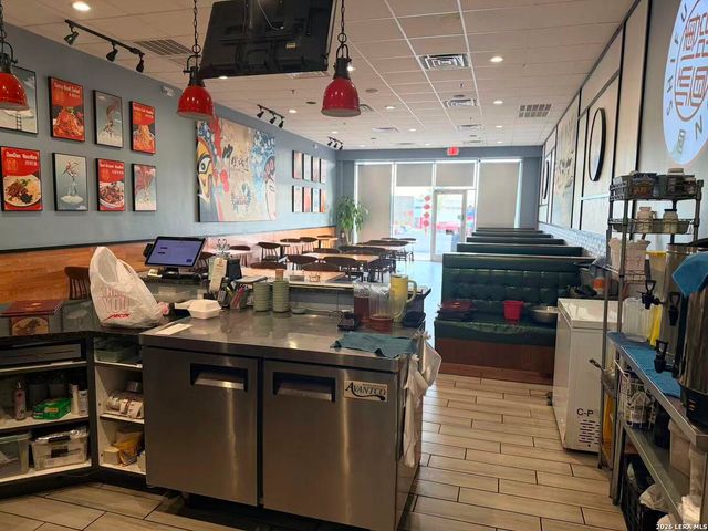 3850 s new Braunfels Ave, San Antonio, TX 78223