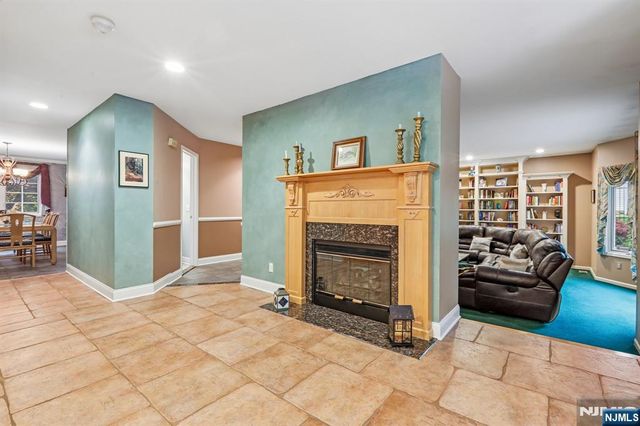 128 Rutherford Road, Mahwah, NJ 07430
