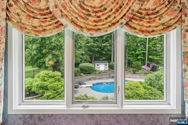 128 Rutherford Road, Mahwah, NJ 07430