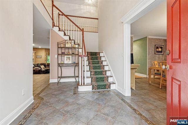 128 Rutherford Road, Mahwah, NJ 07430