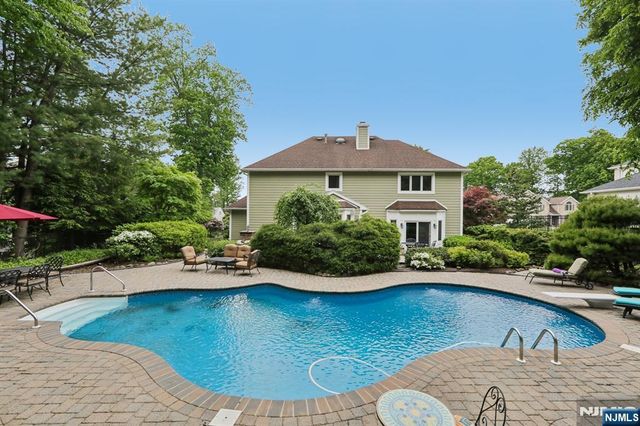 128 Rutherford Road, Mahwah, NJ 07430