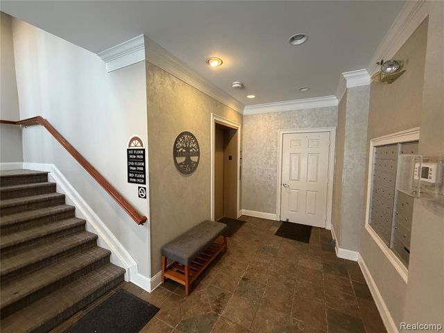 39168 Hayes Road, Clinton Township, MI 48038