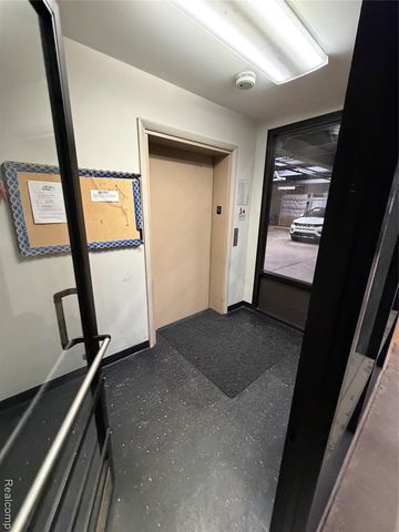 39168 Hayes Road, Clinton Township, MI 48038