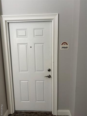 39168 Hayes Road, Clinton Township, MI 48038