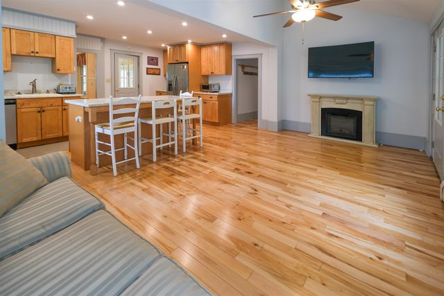 18 High Street, Ludlow, VT 05149
