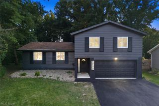 1700 Karg Drive, Akron, OH 44313