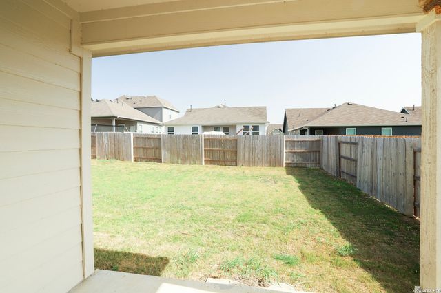121 NETHERLAND ST, San Marcos, TX 78666