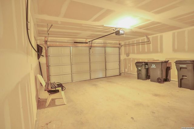 121 NETHERLAND ST, San Marcos, TX 78666