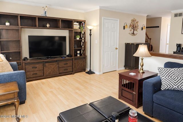 128 Dumbarton Hill Court, Aberdeen, NJ 07747