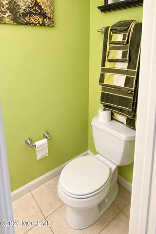 128 Dumbarton Hill Court, Aberdeen, NJ 07747