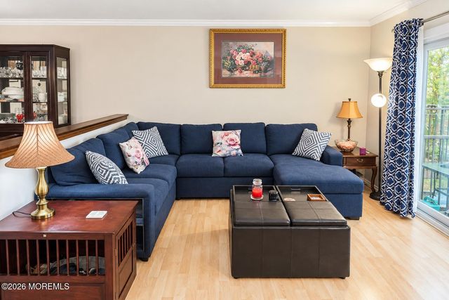 128 Dumbarton Hill Court, Aberdeen, NJ 07747