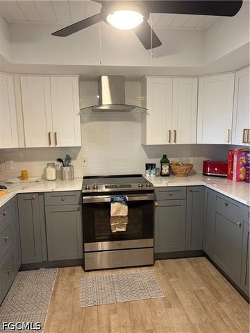 1920 Virginia AVE 1402, Fort Myers, FL 33901