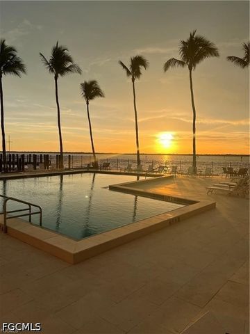 1920 Virginia AVE 1402, Fort Myers, FL 33901