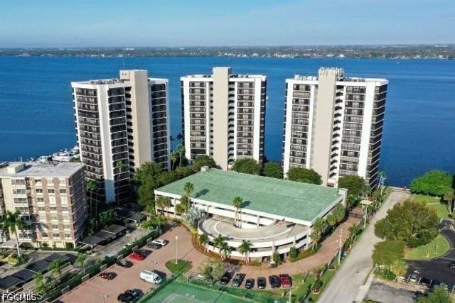 1920 Virginia AVE 1402, Fort Myers, FL 33901