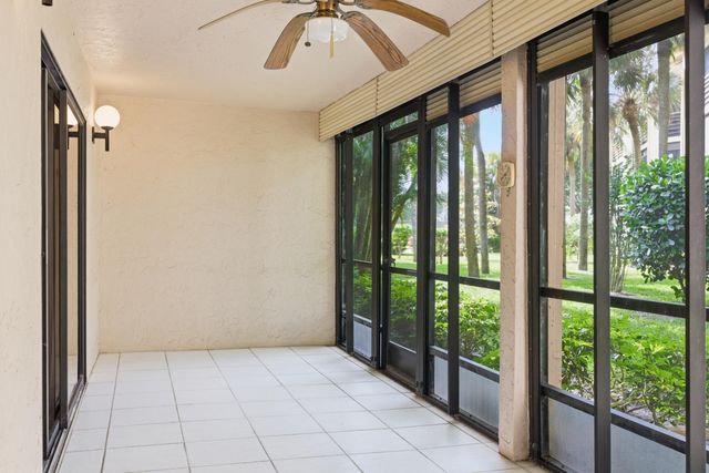 10118 Mangrove Drive 105, Boynton Beach, FL 33437