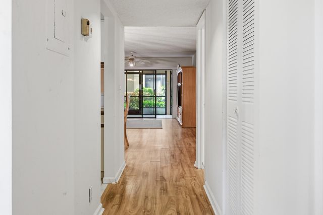 10118 Mangrove Drive 105, Boynton Beach, FL 33437