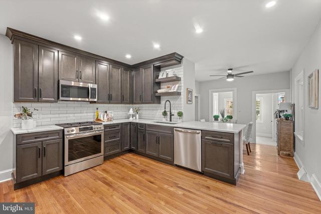 222 W BARNARD ST, West Chester, PA 19382