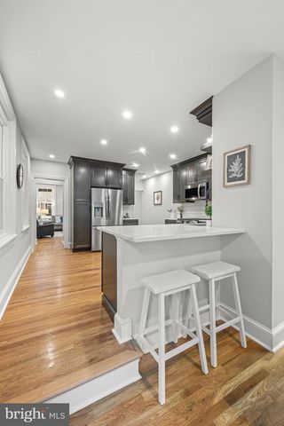 222 W BARNARD ST, West Chester, PA 19382