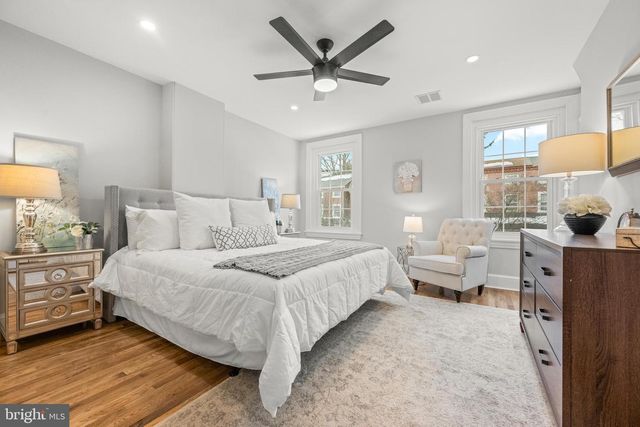 222 W BARNARD ST, West Chester, PA 19382