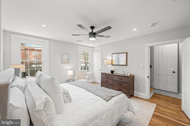 222 W BARNARD ST, West Chester, PA 19382